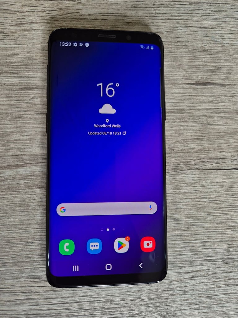 Samsung Galaxy S9 phone black 
