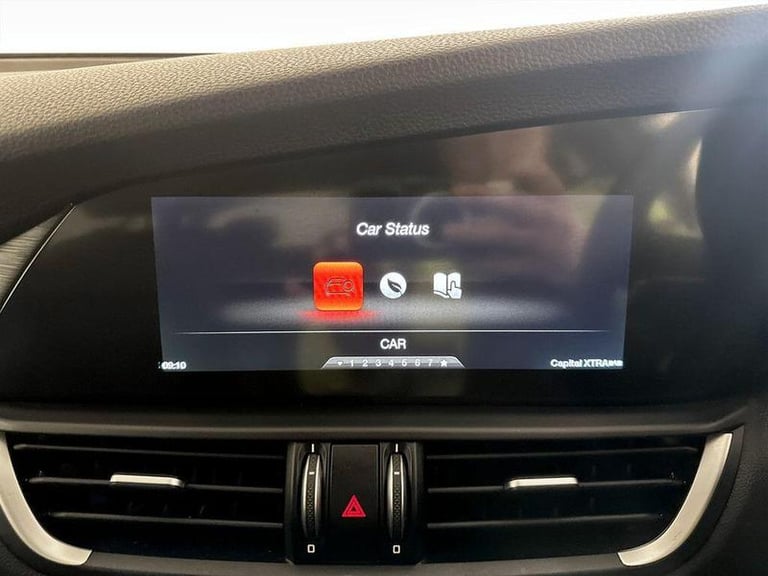 2019 Alfa Romeo Giulia 2.2 TD Tecnica Auto Euro 6 (s/s) 4dr Automatic Saloon Diesel Automatic