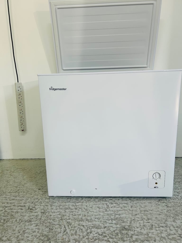 Medium Chest Freezer 