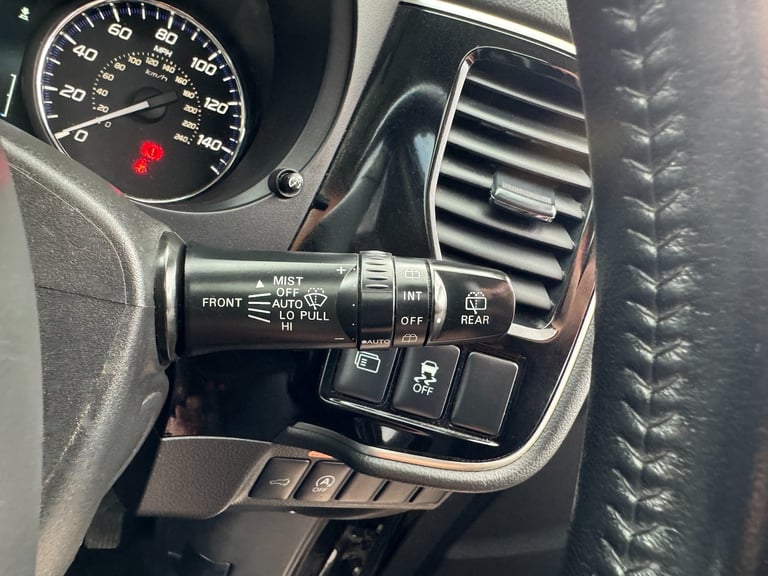 2014 Mitsubishi Outlander 2.2 DI-D GX4 SUV 5dr Diesel Manual 4WD Euro 5 (s/s)
