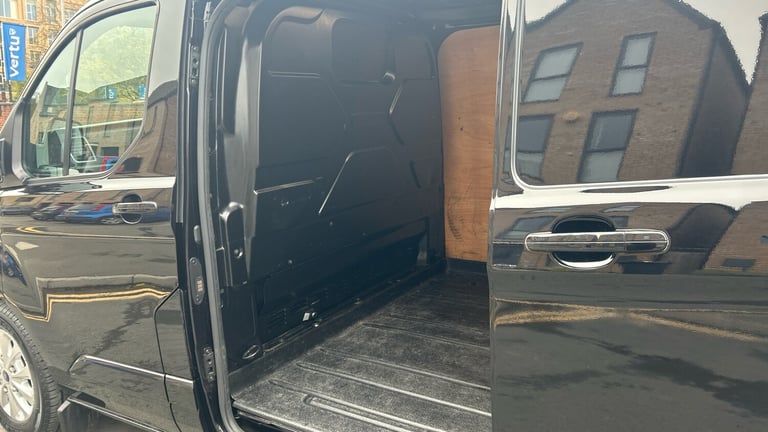 2023 Ford Transit Custom 280 L1 Diesel Fwd 2.0 EcoBlue 130ps Low Roof Limited Van Van Diesel Manual