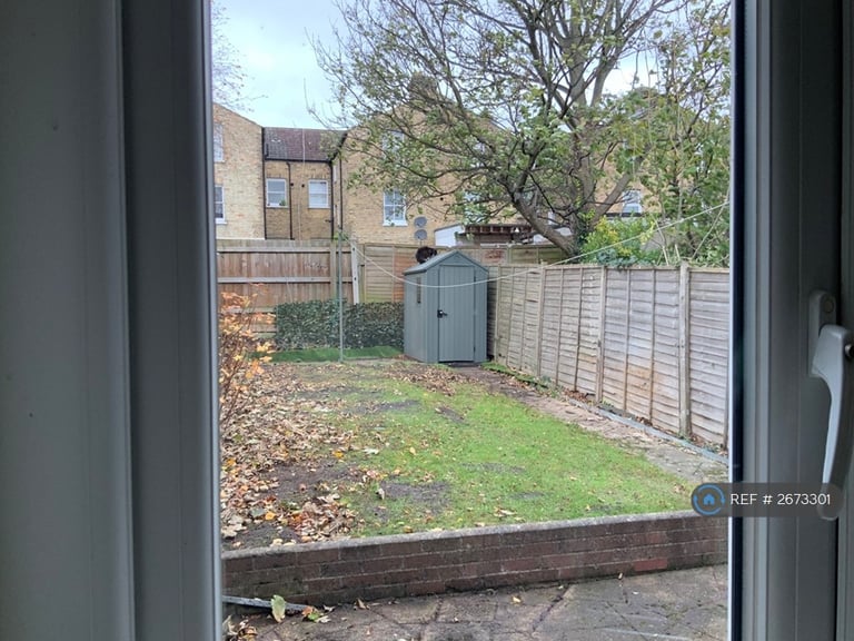 4 bedroom house in Byne Road, London Se26, SE26 (4 bed) (#2673301)