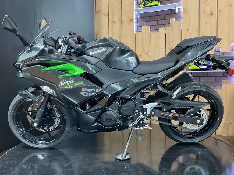 Kawasaki Ninja 500 2025 In stock! ZERO% HP! FREE UK DELIVERY! 4 Year Warranty!