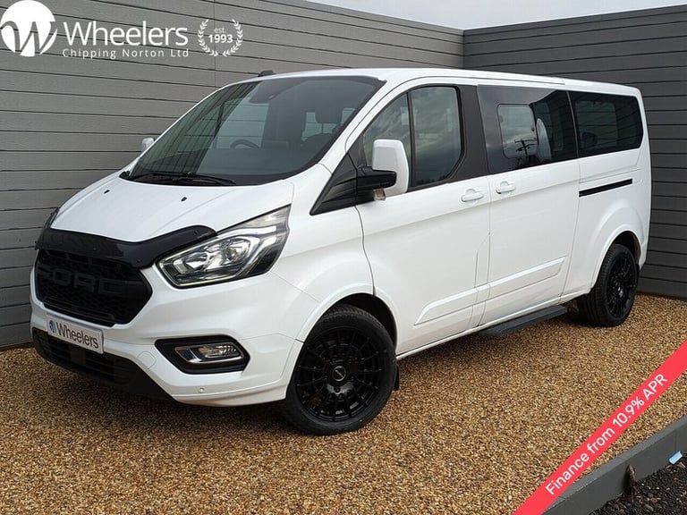 2022 Ford Tourneo Custom 2.0 EcoBlue 150ps Low Roof 8 Seater Titanium MPV DIESEL Manual