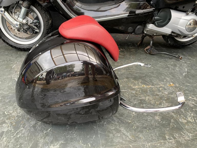 PIAGGIO VESPA 125cc PRIMAVERA SCOOTER LOW MILEAGE HPI CLEAR
