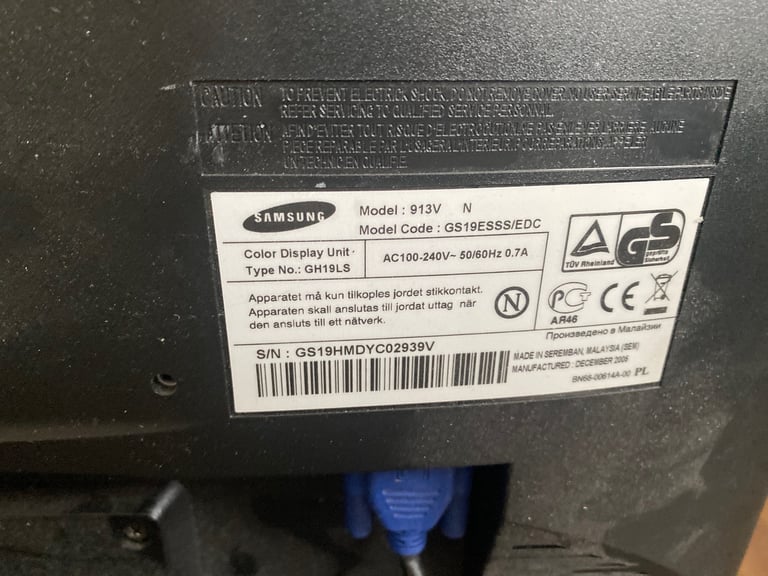 PC Monitor and keyboard & mouse combo