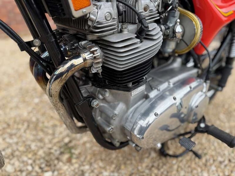 2004 Triumph X-75 HURRICANE PETROL Manual