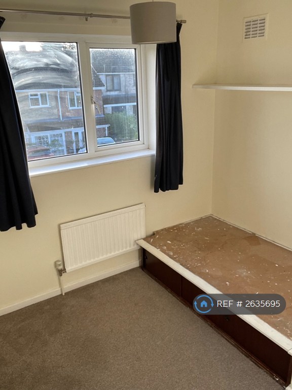 3 bedroom house in Shelbourne Road, Stratford-Upon-Avon, CV37 (3 bed) (#2635695)
