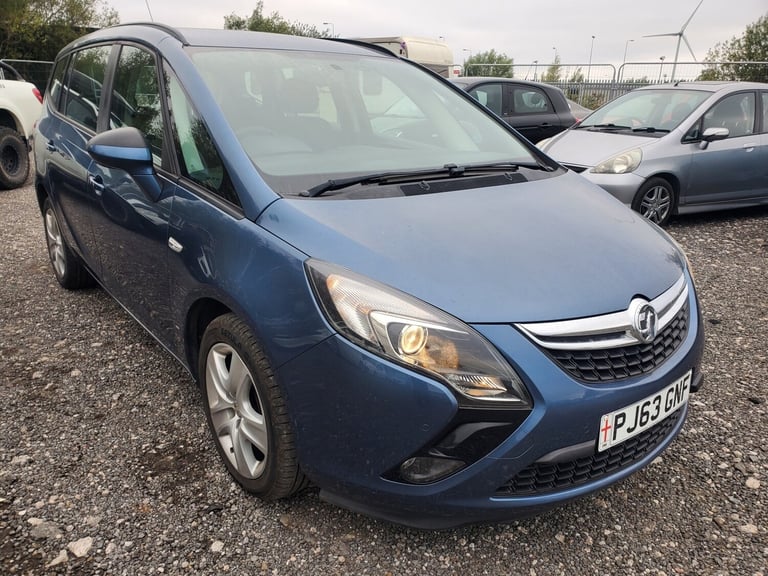 VAUXHALL ZAFIRA TOURER 2.0 CDTi Exclusiv 2013