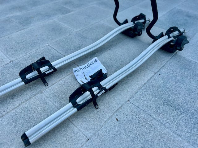Thule ProRide 591 Roof Mounted Bike Carriers x 2