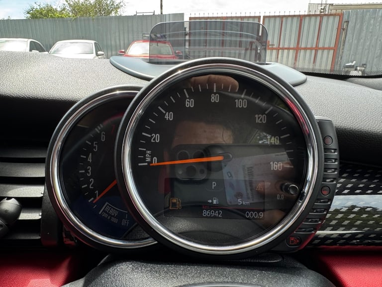 2014 MINI Cooper 2.0 PETROL AUTO Hatchback Petrol Semi Automatic