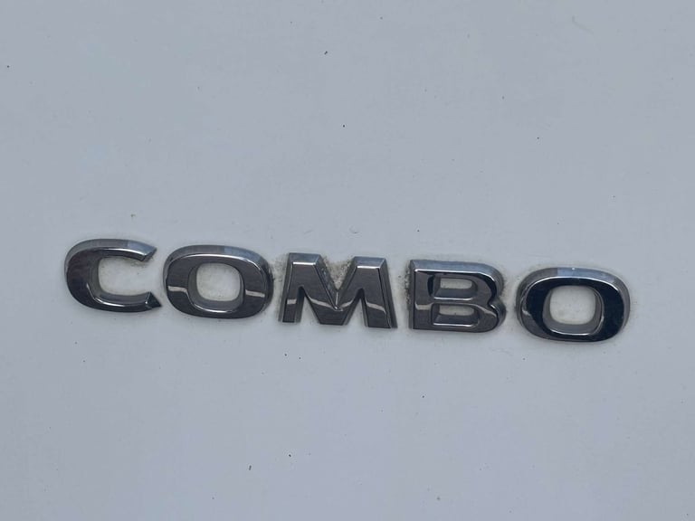 2021 Vauxhall Combo 1.5 Combo 2000 Sportive S/S Panel Van Diesel Manual