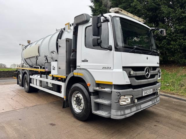 image for 2013 63 Mercedes Axor 2533 6x2 lift/steer Whale Stainless 3300gln vacuum tanker