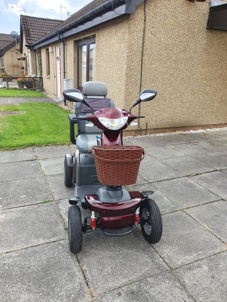 Larger galaxy 2 mobility scooter good condition can deliver 