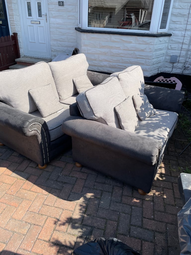 **FREE** 3 seater and 2 seater
