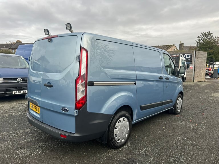 2017 Ford Transit Custom 2.0 TDCi 130ps Low Roof Van PANEL VAN Diesel Manual