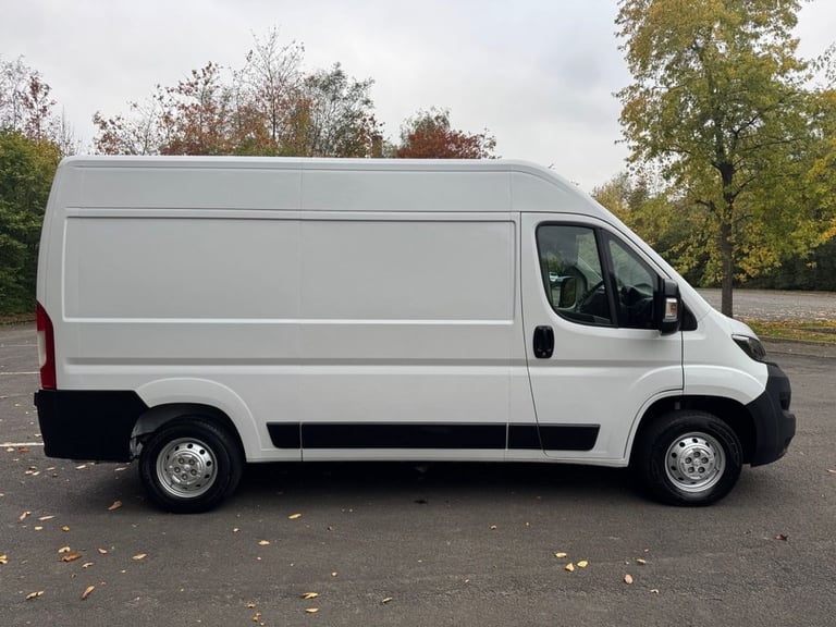 2021 Peugeot Boxer 2.2 BlueHDi H2 Professional Van 140ps PANEL VAN DIESEL Manual