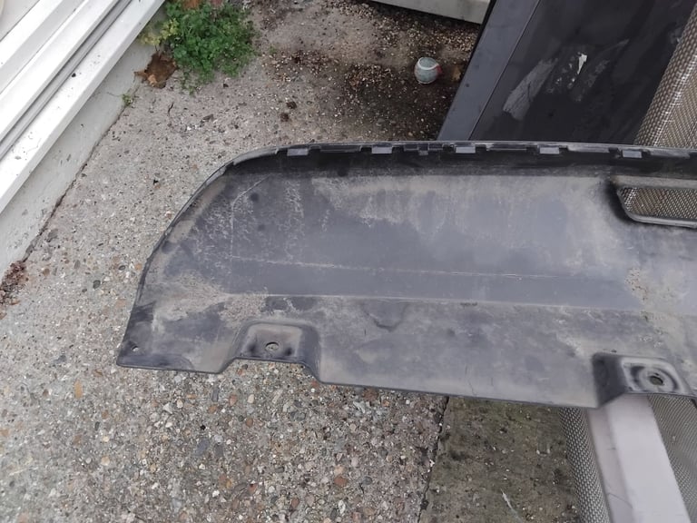 2023 fiat 500 E rear diffuser 