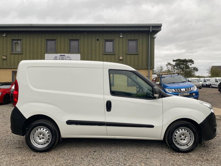 2018 Vauxhall Combo 2000 1.3 CDTI 16V 95ps H1 Van Euro 6 [Start Stop] PANEL VAN DIESEL Manual