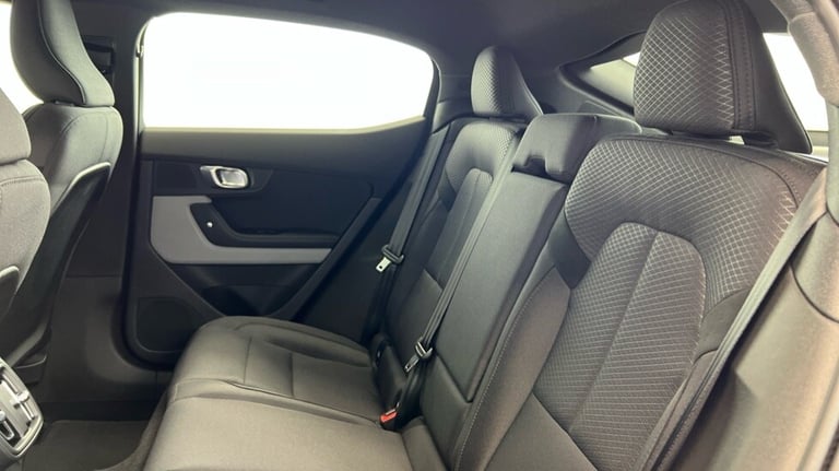 2022 Polestar Polestar 2 Long range Dual motor - Pilot Lite Hatchback Electric Automatic