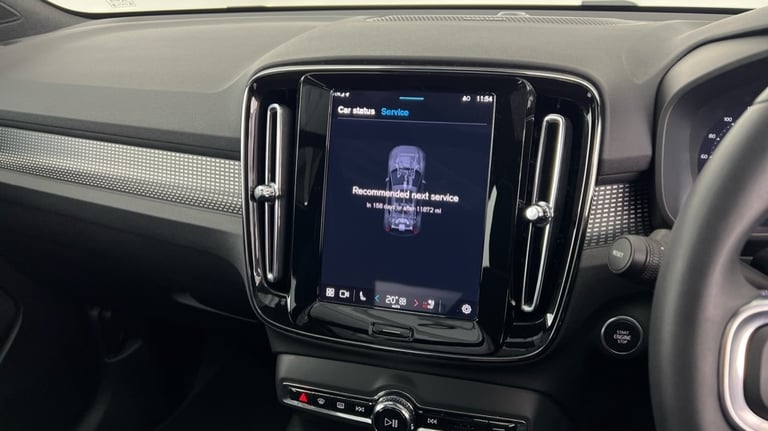 2025 Volvo XC40 Ultra, B4 Mild hybrid, Petrol, Dark Estate Petrol Automatic