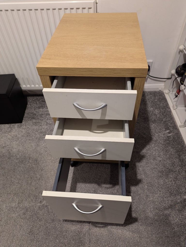 Free - Filing Cabinet & Drawer unit 