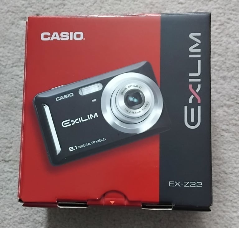 Casio EXILIM EX-Z22 Digital Camera. Black. As new condition
