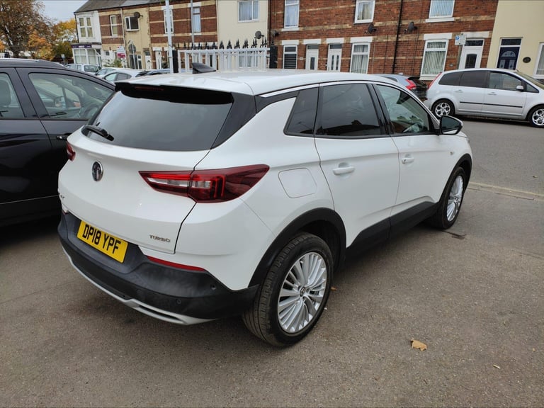 2018 Vauxhall Grandland X 1.2 Turbo Sport Nav Euro 6 (s/s) 5dr HATCHBACK Petrol Manual
