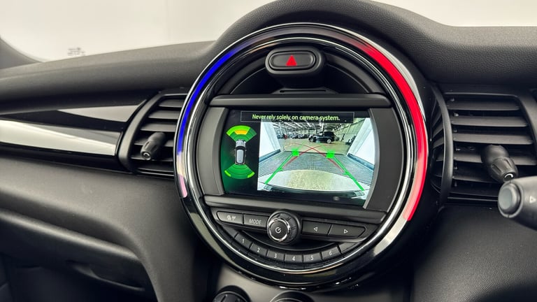 2018 MINI Hatch 1.5 Cooper Sport II 3dr Auto Petrol Hatchback Hatchback Petrol Automatic