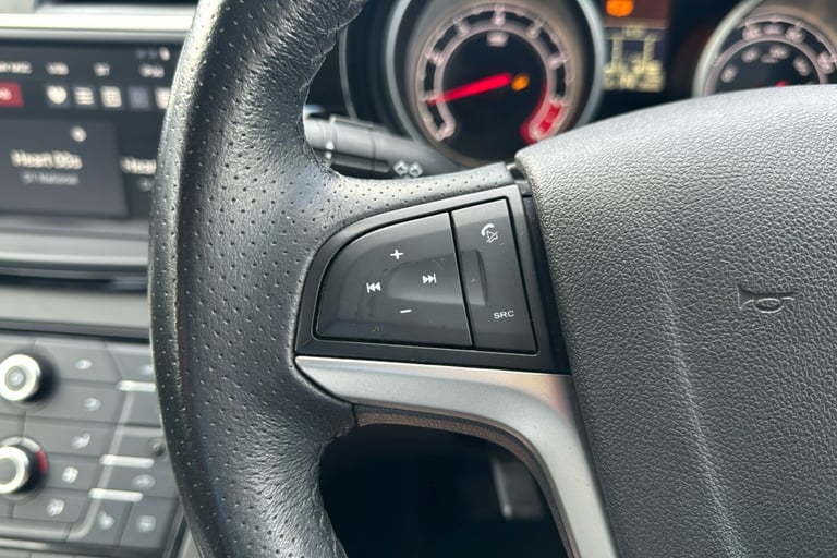  MG Gs 1.5 Tgi Exclusive Suv 5dr Petrol Manual Euro 6 s/s 160 Ps Petrol