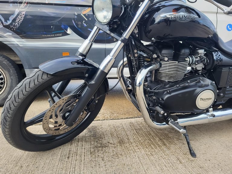 2014 Triumph SPEED MASTER 865