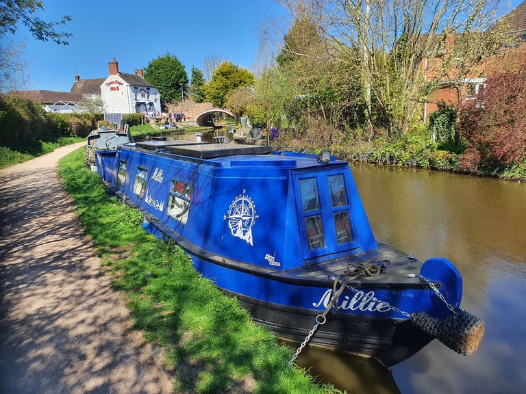 Narrowboat 37ft ready to move on 