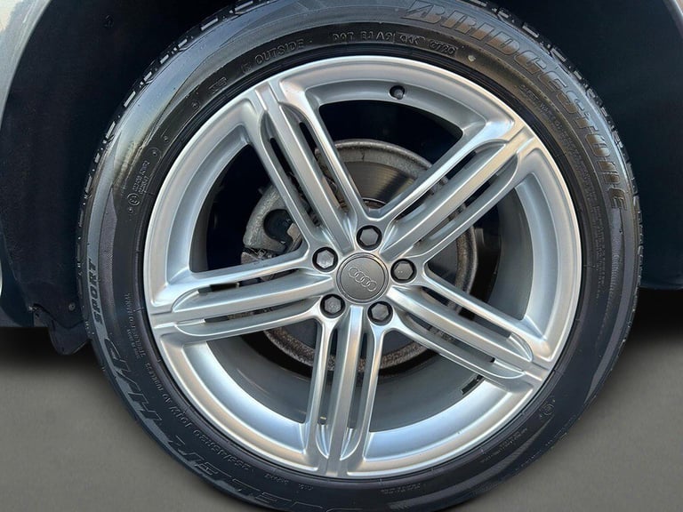 2015 Audi Q5 TDI QUATTRO S LINE PLUS Estate Diesel Automatic