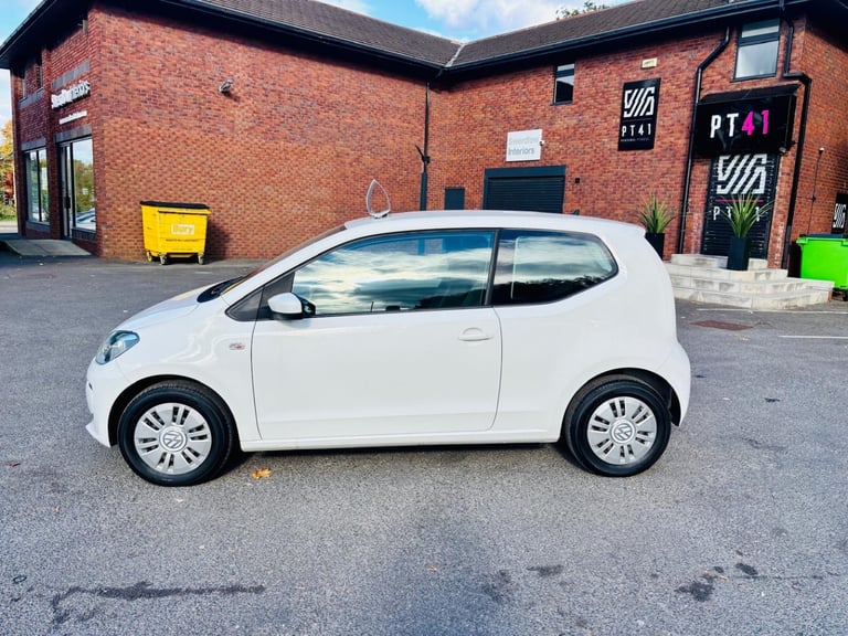 VOLKSWAGEN UP 1.0 Move up! 2014