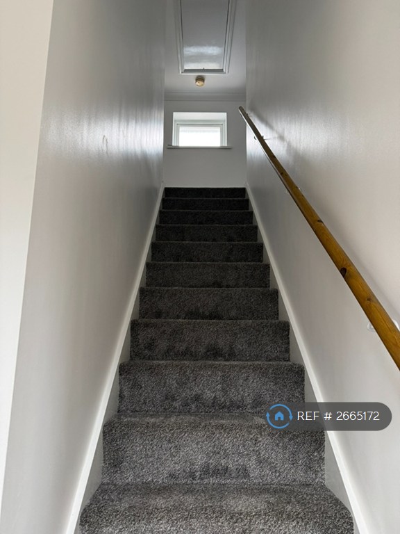 3 bedroom house in Grove Road, Pontardawe, Swansea, SA8 (3 bed) (#2665172)