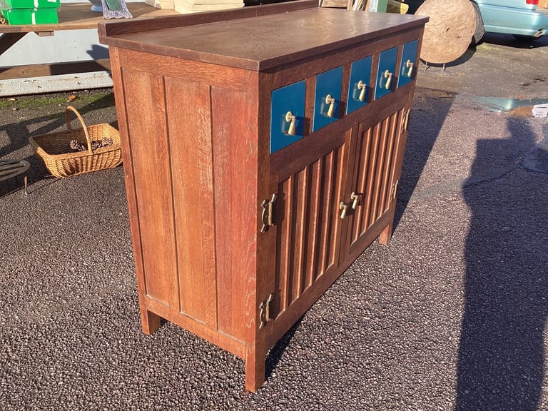 HEALS ARTS AND CRAFTS OAK CABINET