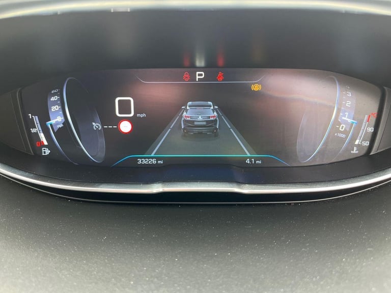 Peugeot 3008 ALLURE PURETECH S/S 1.2 130ps Petrol Automatic in Bronze
