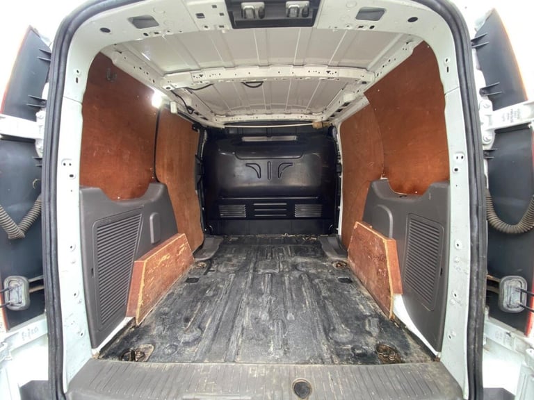 2019 Ford Transit Connect 1.5 200 EcoBlue Limited Panel Van 5dr Diesel Manual L1 Euro 6 (s/s) (12...