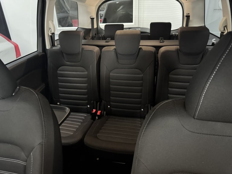 2016 Hyundai i20 1.2 GDI PREMIUM 5DR Manual Hatchback Petrol Manual