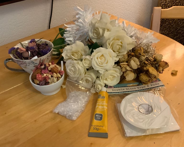 image for Craft bundle,table arrangements,roses,glue,tape,sparkles / offers 