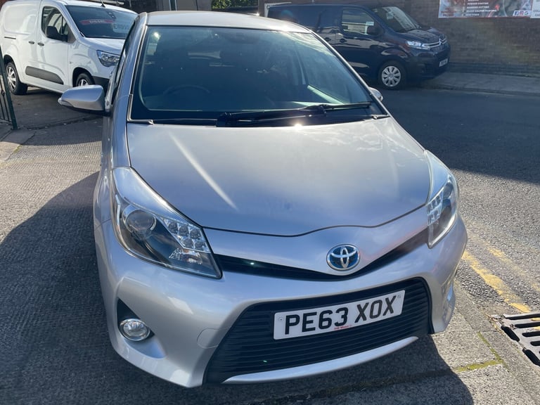 2013 Toyota Yaris DEPOSIT NOW TAKEN  HATCHBACK Petrol/Electric Hybrid Automatic