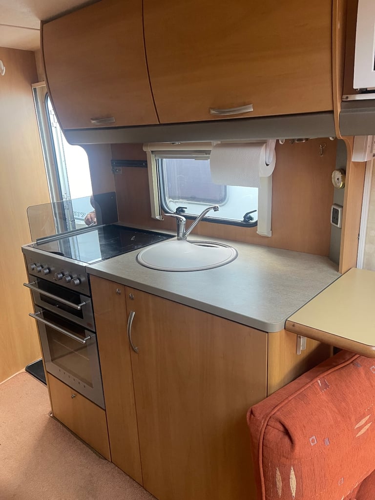 Swift Charisma 2005 4 berth 
