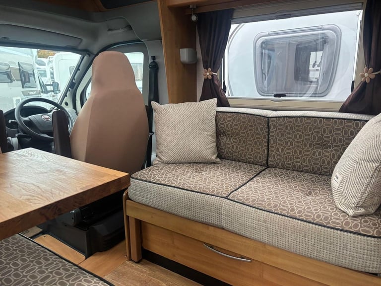 2010 Auto-Trail Excel 600D
