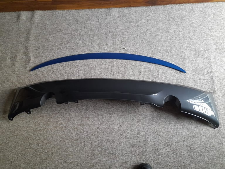 ORIGINAL BMW 2 SERIES BOOT SPOILER AND REAR DEFUSER 