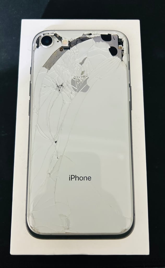 image for Apple IPhone 8 128GB fully original 