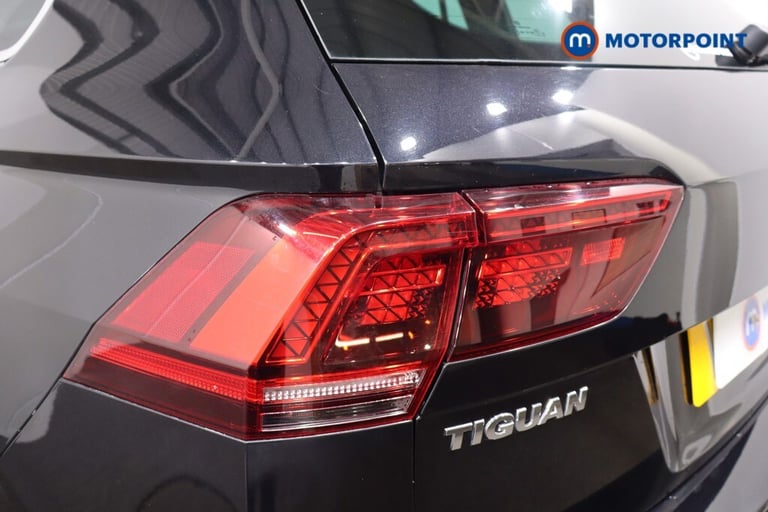 2020 Volkswagen Tiguan 1.5 TSi EVO 150 R-Line Tech 5dr DSG SUV Petrol Automatic
