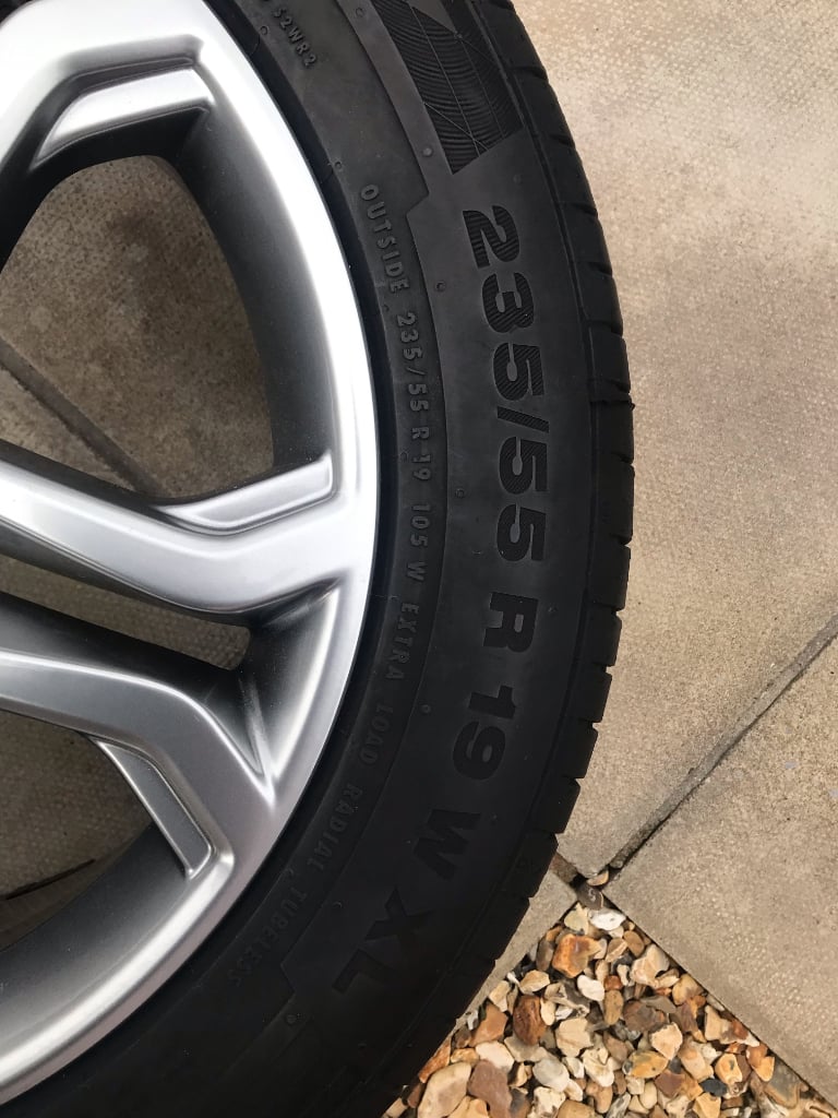 Ford Edge 19” Alloy Wheel