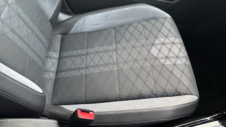 2022 Volkswagen T-Roc 1.5 TSI R-Line 5dr DSG Petrol Hatchback Hatchback Petrol Automatic