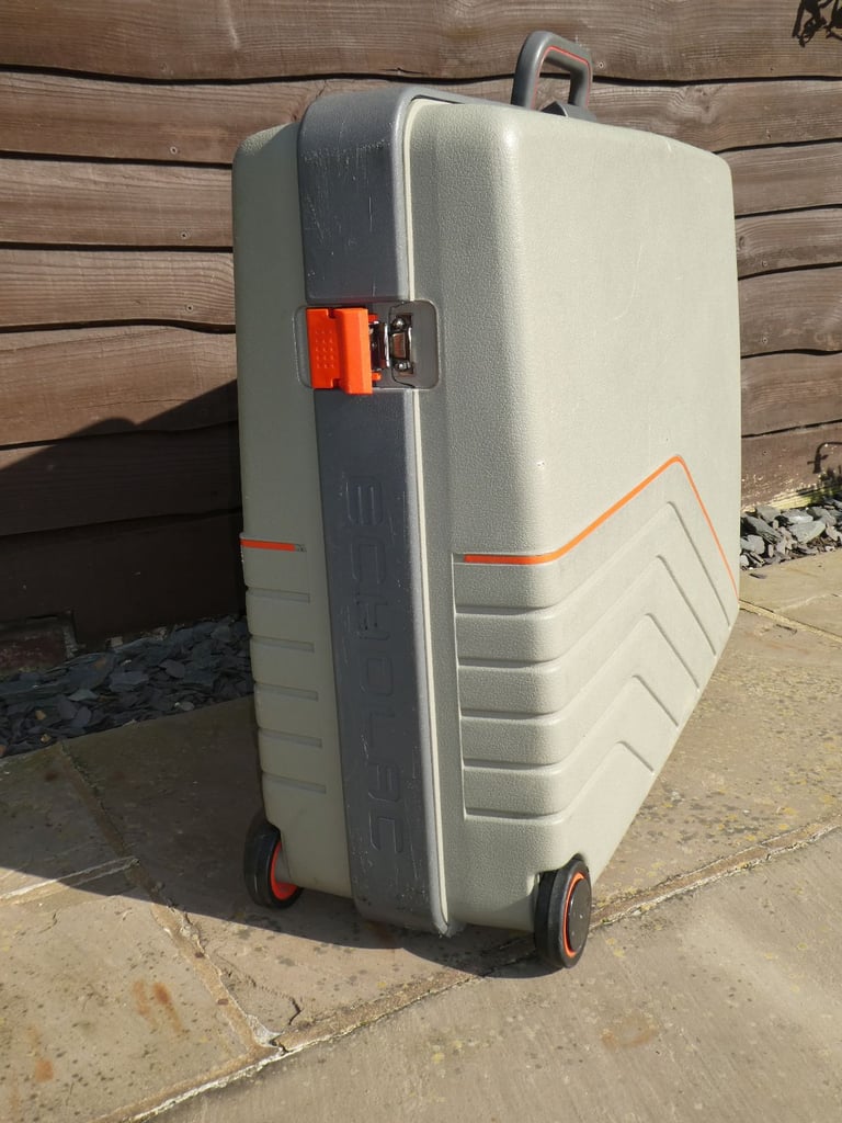 Echolac By Aldo Sessano Hard Shell Suitcase 