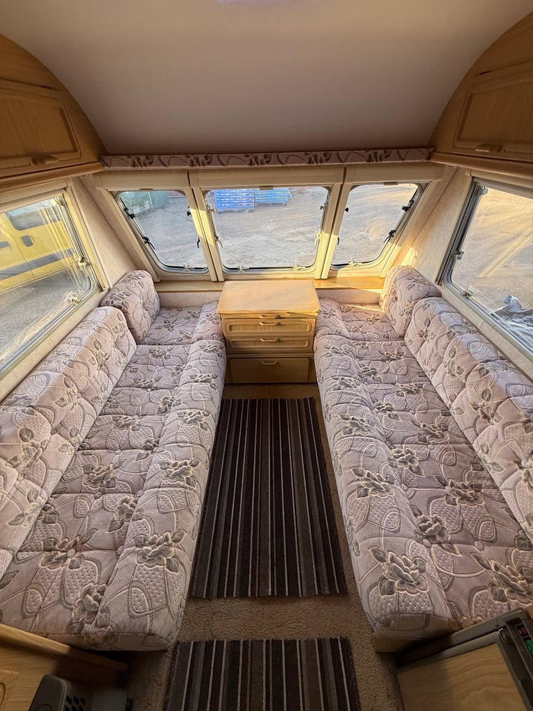 Bailey caravan  Ranger 450/2 lightweight 